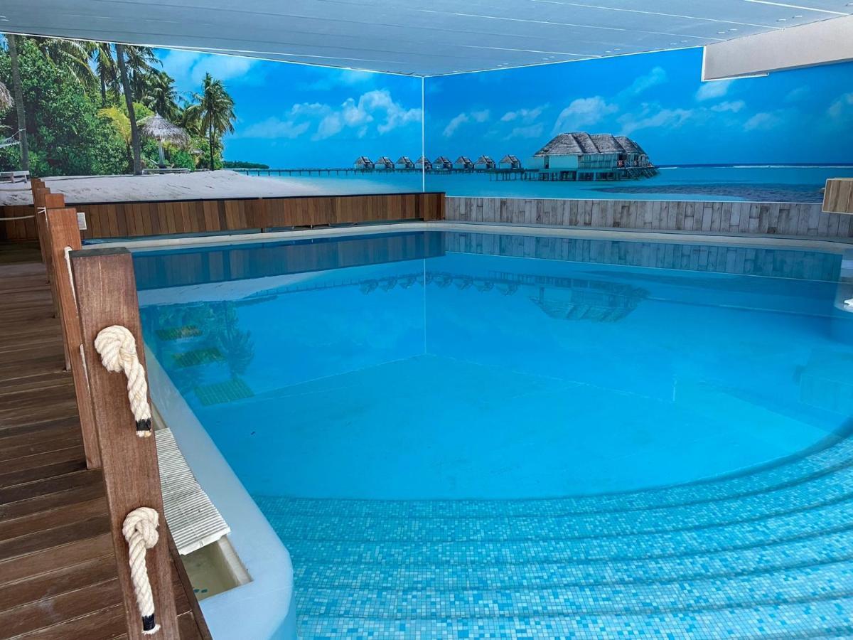 Frantheor Frejus 5 Etoiles Hotell Eksteriør bilde